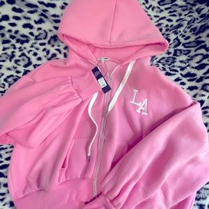 For all my pink streetwear girlies🎀